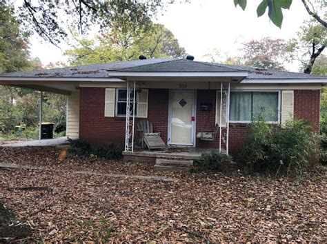 2 Bedroom House For Rent .